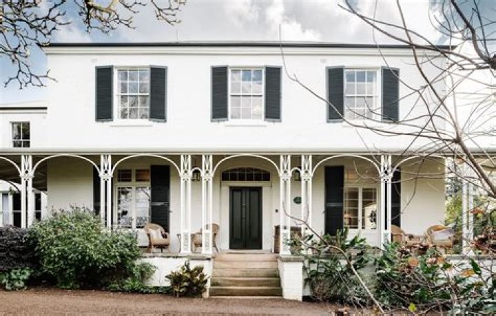 Charming Alabama Inn: Historic Stays & Southern Charm